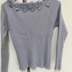 TRUDEA バイオレットカラーのトップス　差し上げますの画像