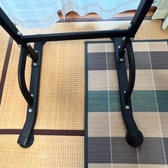 ぶら下がり健康機、筋トレ、懸垂器具の画像