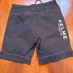 kelme フットサルパンツの画像