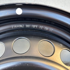 軽自動車14インチ鉄ちんと新品ホイールキャップの画像