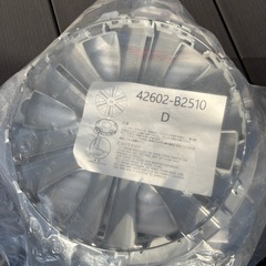 軽自動車14インチ鉄ちんと新品ホイールキャップの画像