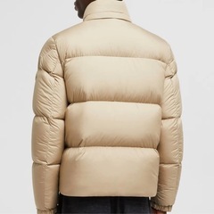 最終値下げ！！！モンクレールダウンジャケットの画像