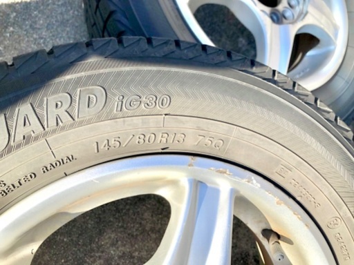 スタッドレスタイヤ　ヨコハマアイスガード145/80R13