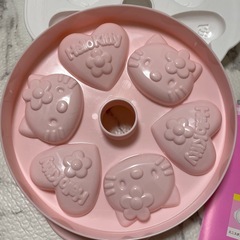 キティ ケーキの型の画像