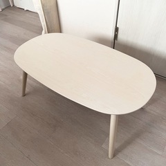 折りたたみこたつテーブルと布団の画像