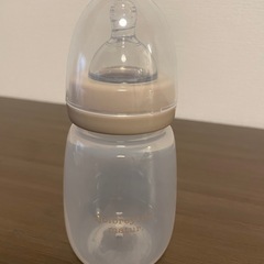 哺乳瓶
の画像