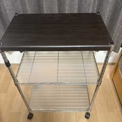 【ニトリ？】キャスター付きラックの画像