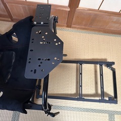 ゲーム用コックピット(Strasse折りたたみ式)の画像