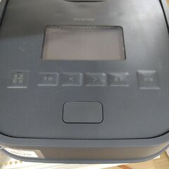 リユースのサカイ浦和店 【F404】アイリスオーヤマ IHジャー 炊飯器 RC-IGA50-HA 5.5合 2024の画像