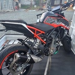 【週末限定】2020年KTM 125 DUKE／USB付きスマホホルダー・ヘルメットホルダー付！電装部品付き【現状渡し 9.8万円】の画像