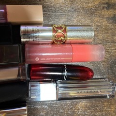 使いかけ口紅色々の画像