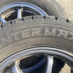 スタッドレス195/65R15 当方6県無料配送対応‼️爆安‼️最終値下げ‼️①超超超バリ溝❗ 国産タイヤ‼️ アルミ付き 国産 タイヤ !!　スタッドレス の画像