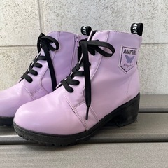 子供用ブーツの画像