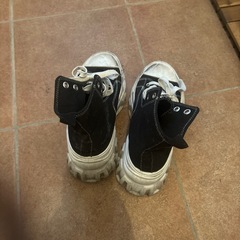 厚底スニーカー12/15までの画像