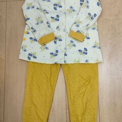 パジャマ110　まとめ　1着250円の画像