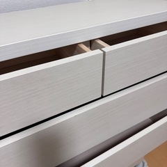 奥行き30センチ　スリム収納チェストの画像