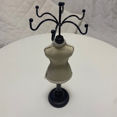 トルソー型アクセサリースタンド アンティークの画像