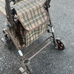 シルバーカーの画像