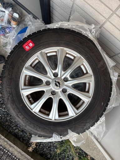 スタッドレスタイヤ