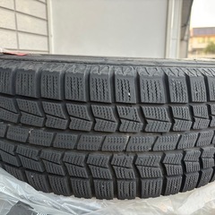 スタッドレスタイヤの画像