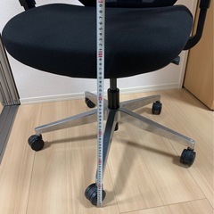 【決定済み】デスクチェアの画像