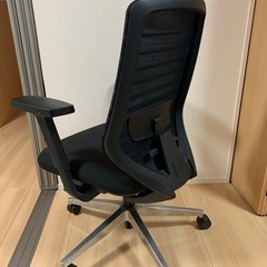 【決定済み】デスクチェアの画像