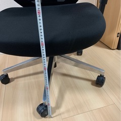 【決定済み】デスクチェアの画像