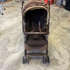 アップリカ ベビーカー コンパクトの画像
