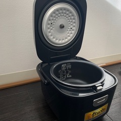 炊飯器の画像