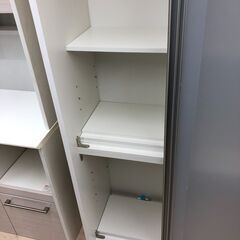 【ジャングルジャングル和歌山店】【Wa3431】食器棚リユースショップ リサイクルショップ 中古家具 中古家電 中古自転車 古着 冷蔵庫の画像