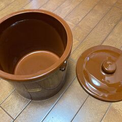 常滑焼  久松の食品保存容器、差し上げますの画像