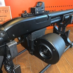 購入者決定　近接最強？　ゴールデンイーグル　レミントンM870   ガスショットガン　ドットサイト、ドラムマガジン付きの画像