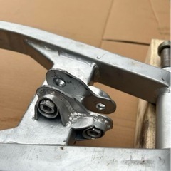 エイプ　ディスク化スイングアームの画像