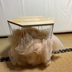 ちっちゃいテーブルの画像