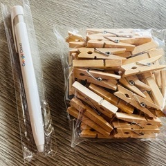 2532.大量 小型　木製クリップ おしゃれ　の画像
