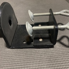 【無料でお譲りします】モニターアームの画像