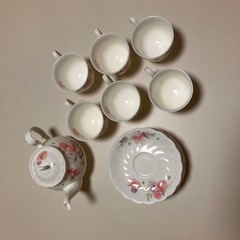 noritake （ティーカップセット）の画像