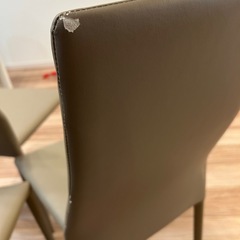 【傷あり】椅子の画像