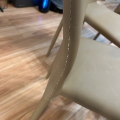 【傷あり】椅子の画像