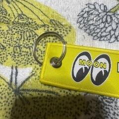 キーホルダームーンアイズの画像