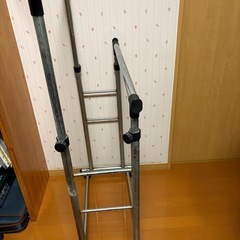 ハンガーラックの画像