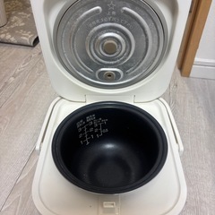 ニトリ　マイコン炊飯ジャー　の画像