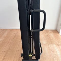 折りたたみベッドの画像