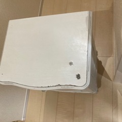 サイドチェストの画像