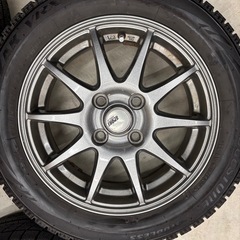 BRIDGESTONE スタッドレスタイヤ　155/65R14　の画像