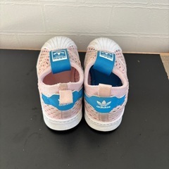 adidas FZ5607 ベビー スニーカー 14㎝の画像