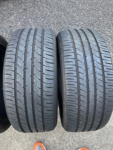 TOYOタイヤ4本