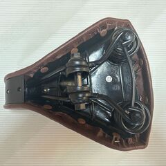 自転車用サドル（中古品）の画像