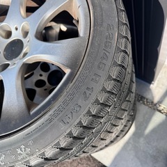 取引中   BMWに付いてた17インチスタッドレスの画像