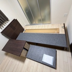 ダークブラウン シングルベッドフレームの画像